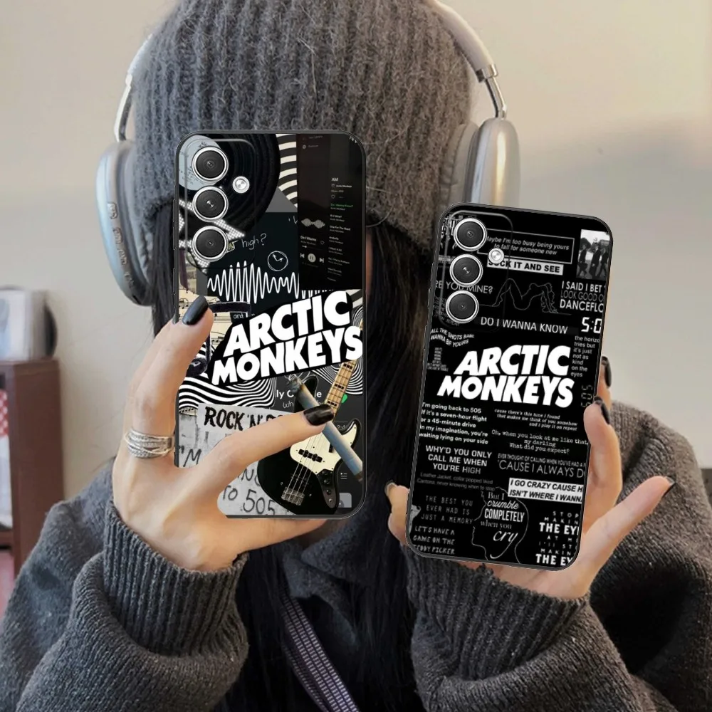 Arctic Monkeys Mobile Cell Phone Case For Samsung Galaxy S24 S23 S22 S21 S20 S10 S9 Plus Fe Ultra Lite Black Phone Cover Funda