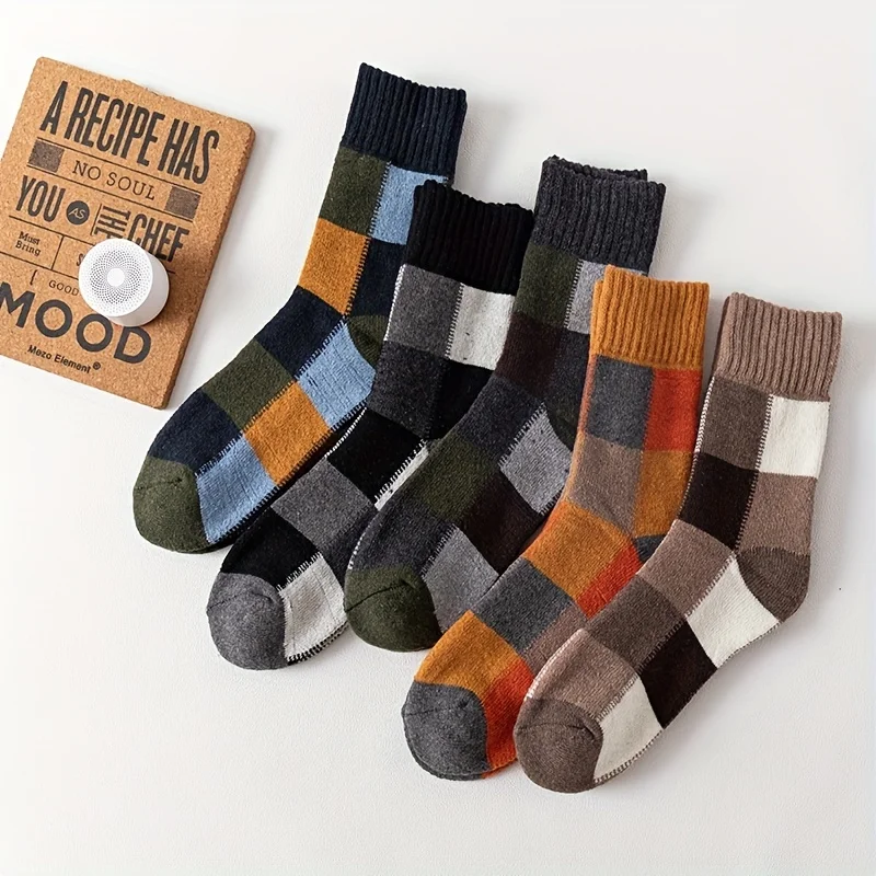 

5 Pairs of Men's Wool Socks with Soft Stripe Stitching, Vintage Socks with Plush and Thickened for Winter Warmth