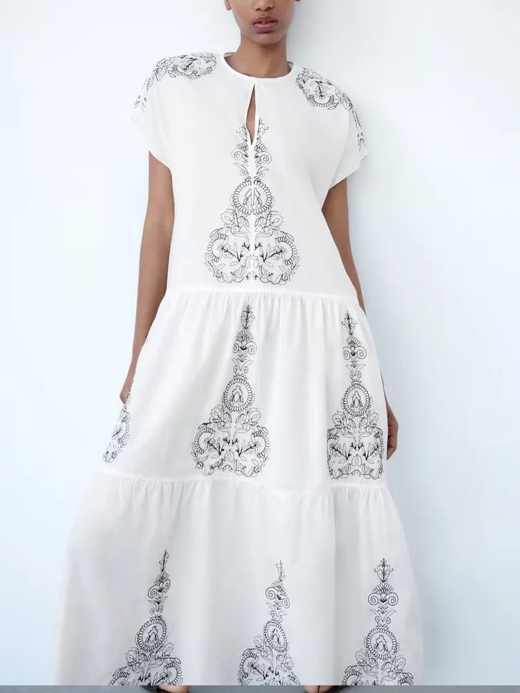 

Summer new fashion b European and American style casual all-match female cotton embroidery mid-length dress