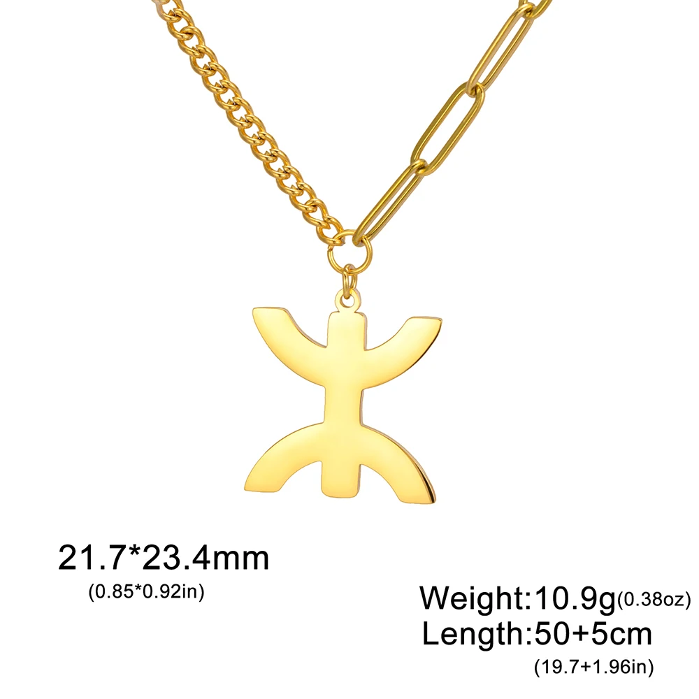 Donna Di Colore Con La Collana Etnica Immagine Stock - Immagine di