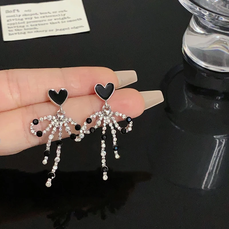 

New Design Sense Black Love Bow Tassel Personalized Versatile Earrings for Women