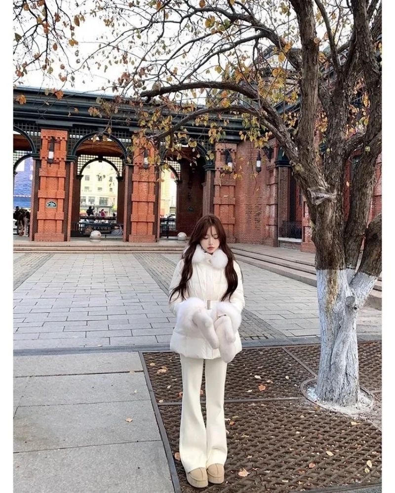 Chic Women's Cotton Padded Jackt with Large Fur Collar Waist-Cinching Mid-Length Parkas Korean Trendy Warm Commute Outerwear