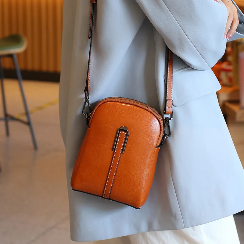 Leather Shoulder Bag Crossbody Bag Summer Women's Oil Wax Cowhide Leather Crossbody Shoulder Bag Small Shell Purse