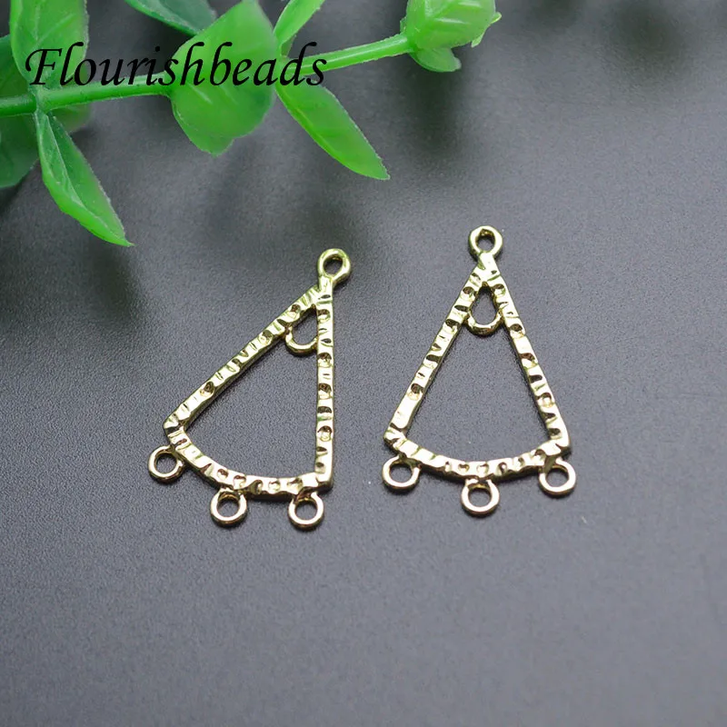 

Wholesale Nickel Free Anti Fading Gold Plating Coating Hollow Triangle Shape Charms Pendants for Diy Earring Making 20pcs