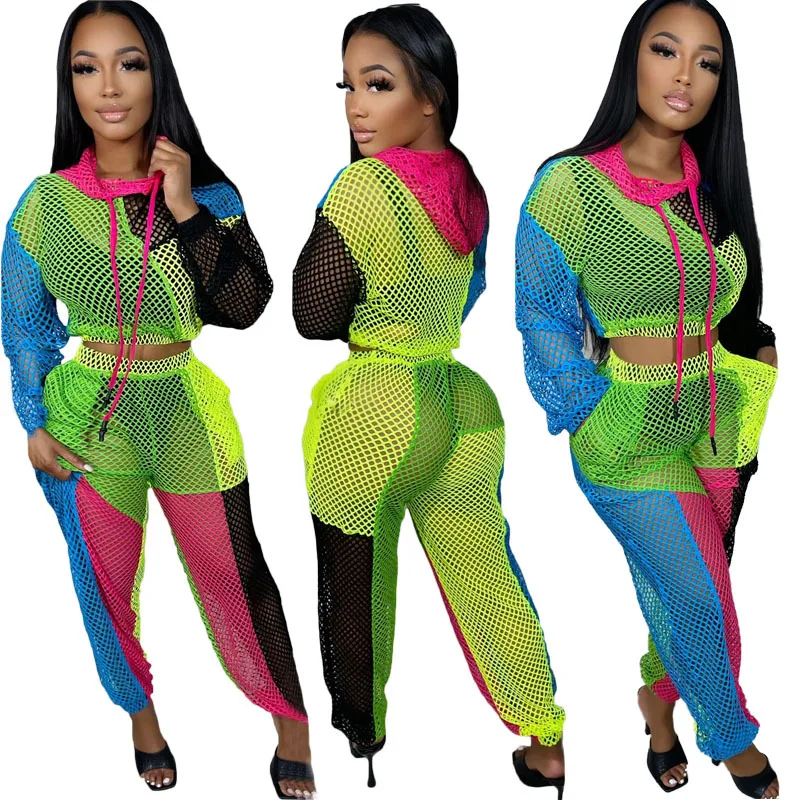 Рисунок 3 - Женская накидка в сеточку с длинным