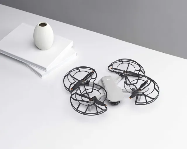 DJI MINI 2 ドローン 本体セット ケースとプロペラガードあり 【公式通販】