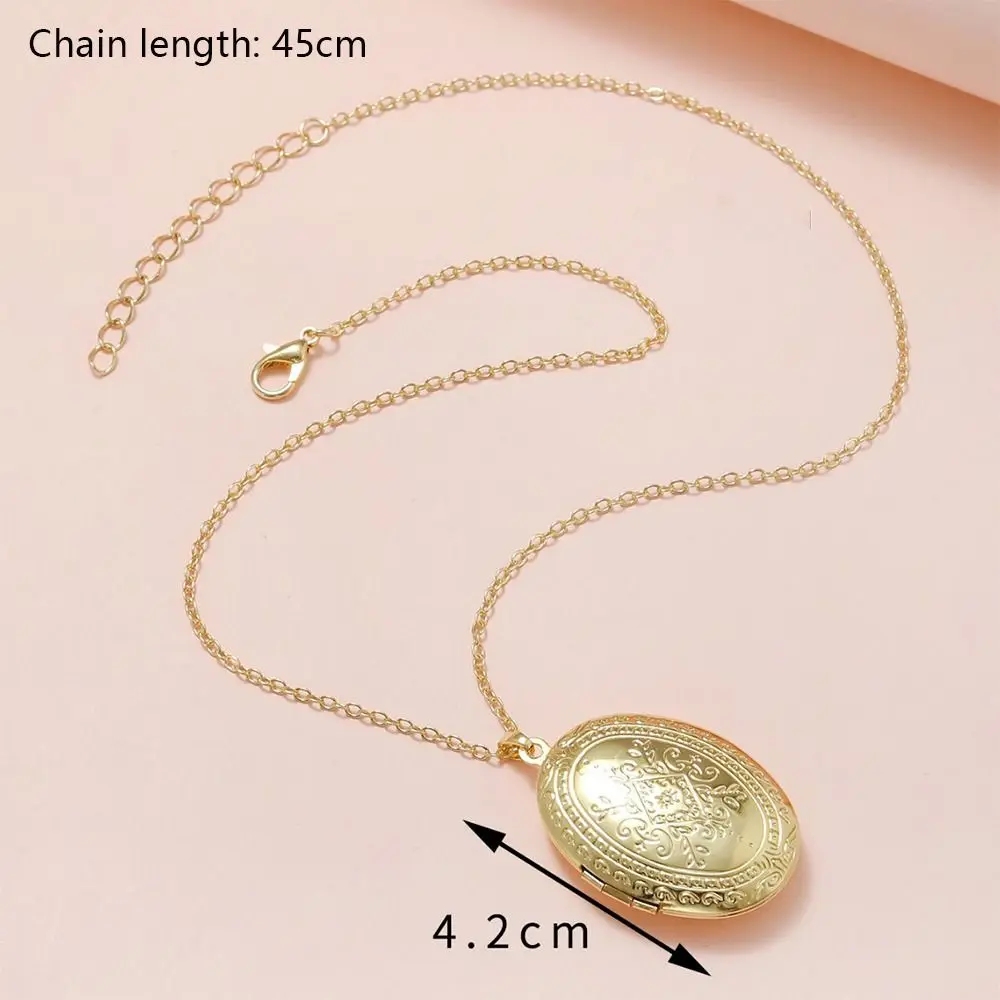 New Oval Carved Necklace Romantic Vintage Jewelry Pendant Keepsake Collar For Women Men