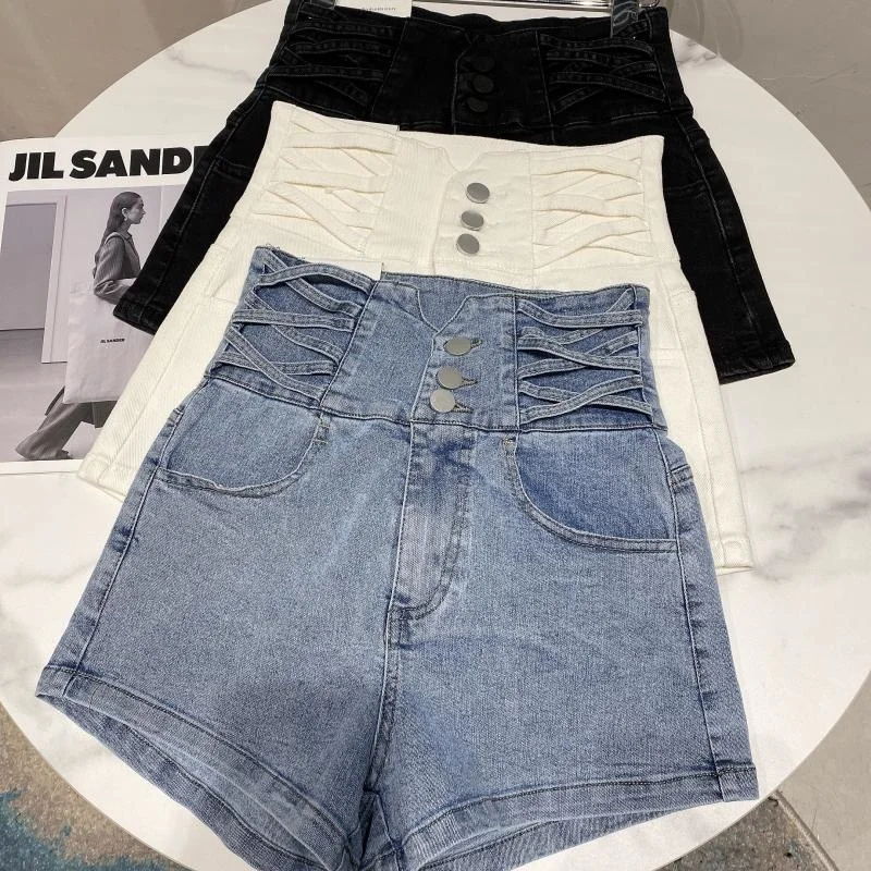 Рисунок 4 - Женские эластичные джинсы