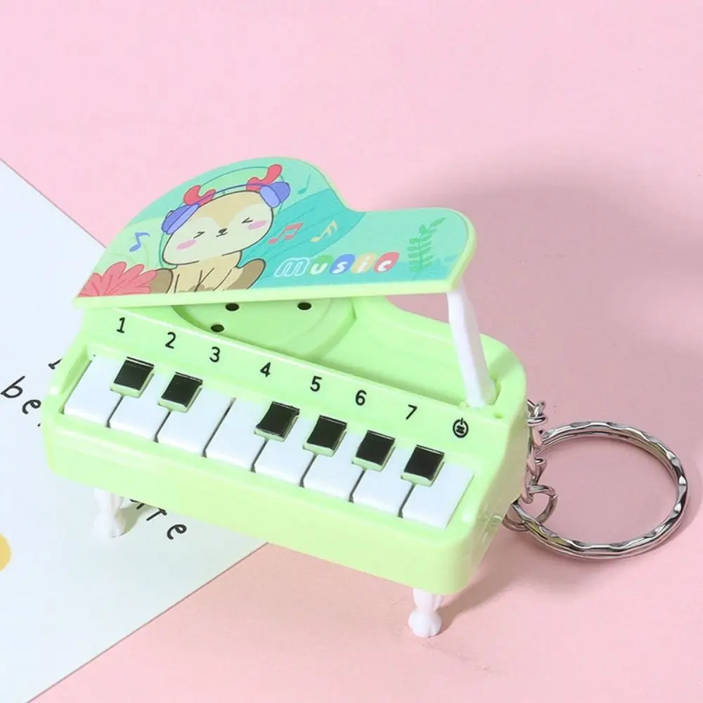 Solid Color Mini Electronic Piano Keychain Vertical Bear Mini Piano Key Pendant Audible Lovely Musical Instrument Piano Keyring