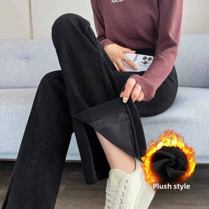 Black color fleece-lined