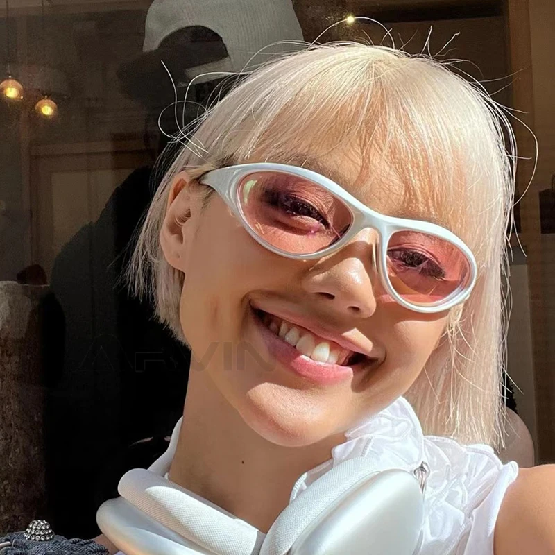 2024 New Retro Oval Sunglasses for Women's Unique Punk Y2k