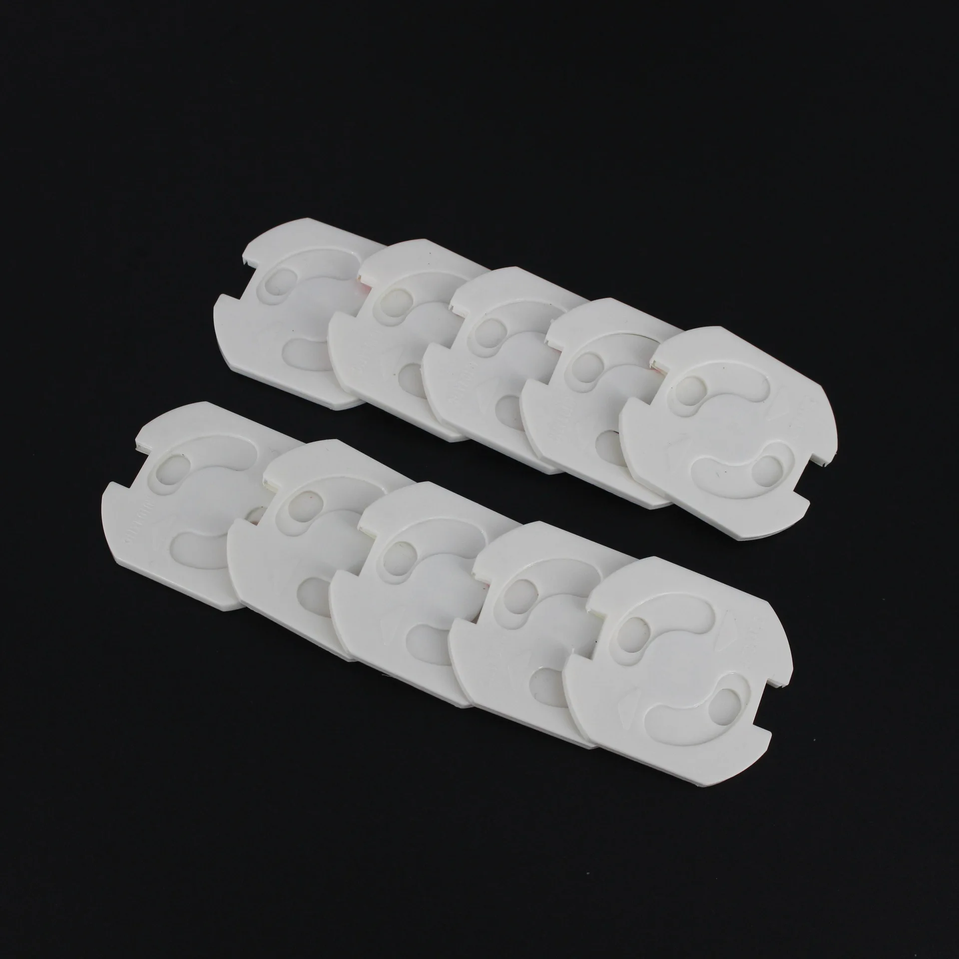 10pcs EU Power Socket Electrical Outlet Baby Kids Child Safety Guard Protection Anti Electric Shock Plugs Protector Rotate Cover