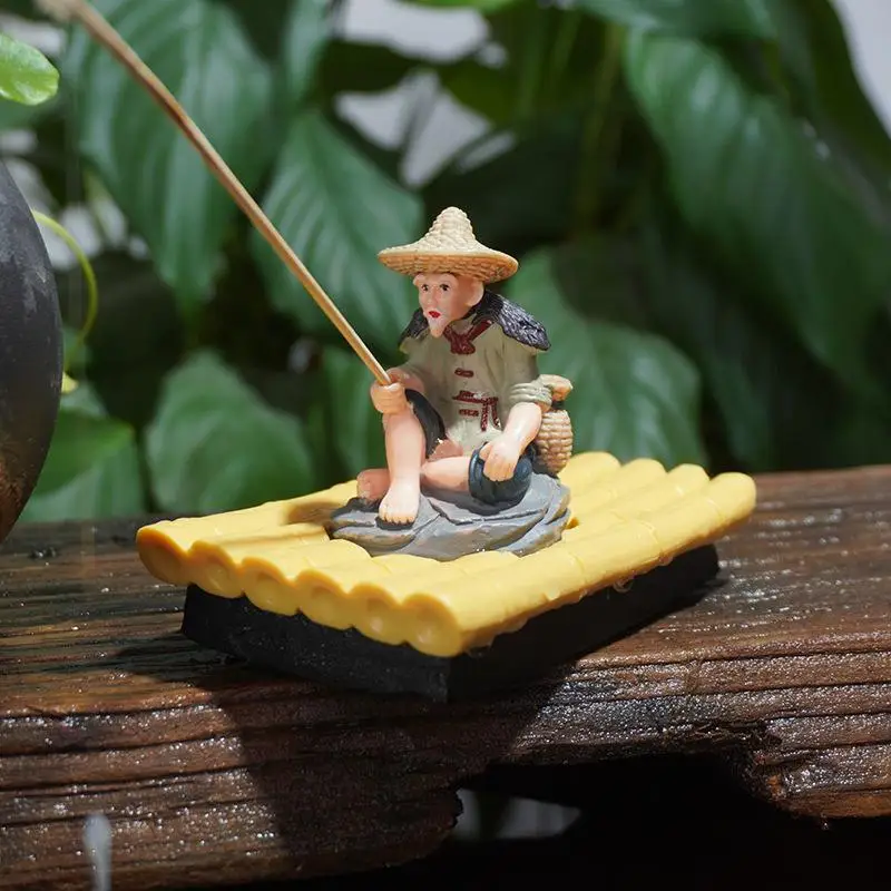 �� 1 Stück PVC Gartenfigur Bambusfloß-Alter Fischermann Figur für Garten Schwimmende Aquarium-Dekoration Außendekoration – Detail 2