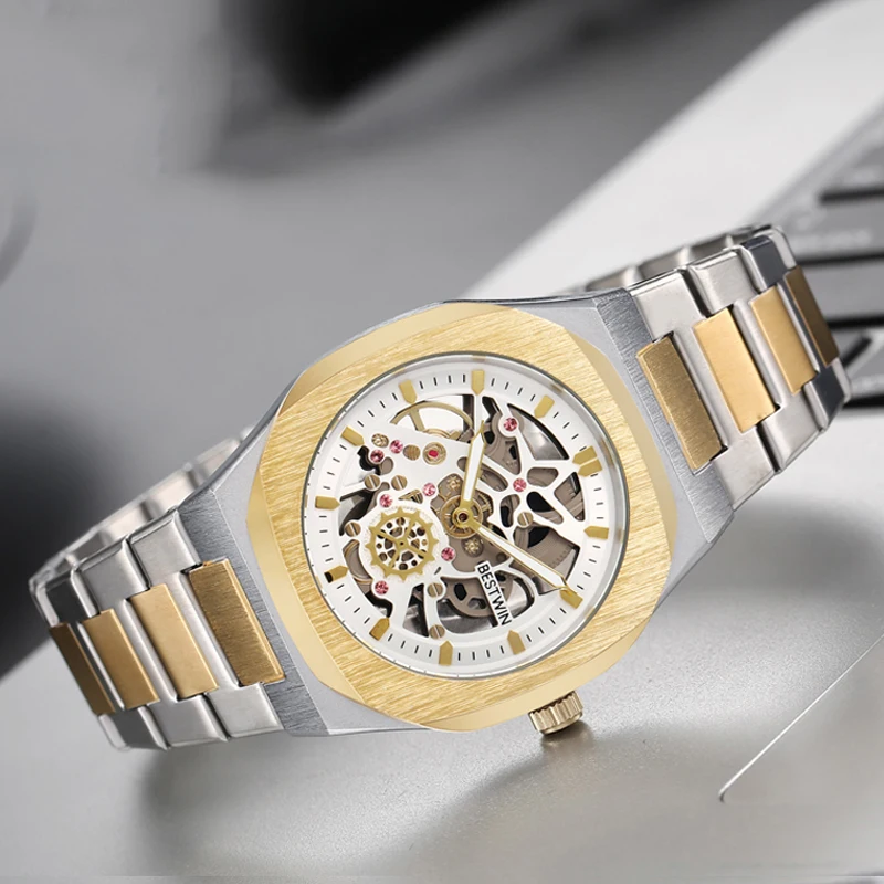 Luxury Men Watch Steampunk Style New Concept Hollow Skeleton Reloj Men's Quartz Wristwatch Sports Diamond Gold Watches Man Clock