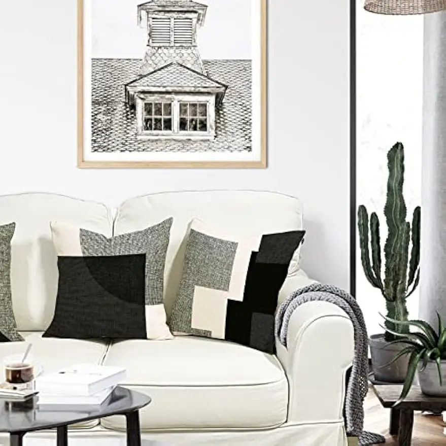 Black Geometric Pillow Case 3