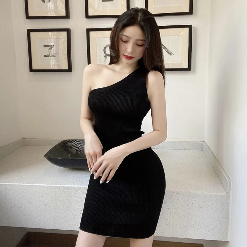 

Women's Dress Diagonal Collar Fashion Bodycon Dresses Korean Version