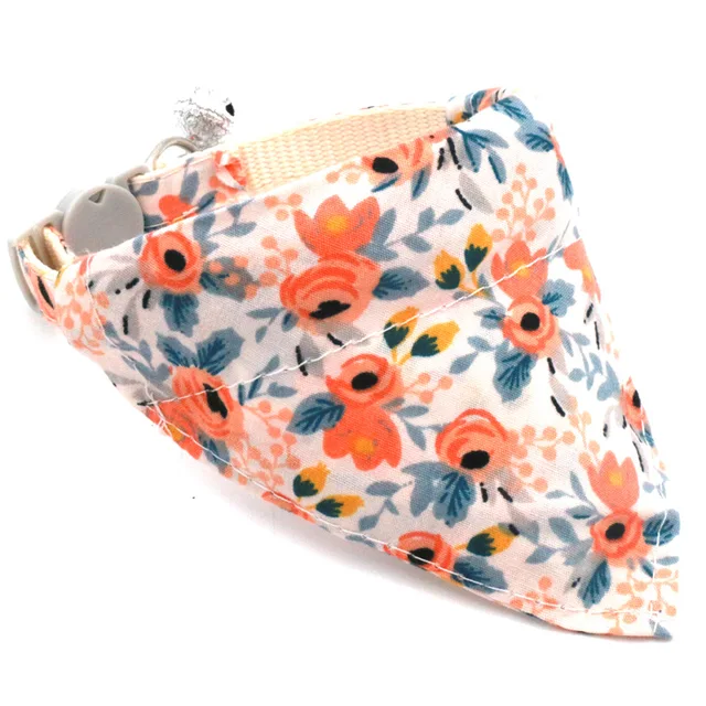 Adjustable Little Daisy Dog Neck Scarf Puppy Breakaway Pet Cat Dog Kitten Collar Bandana Kitten Accessories for Small Dogs 4