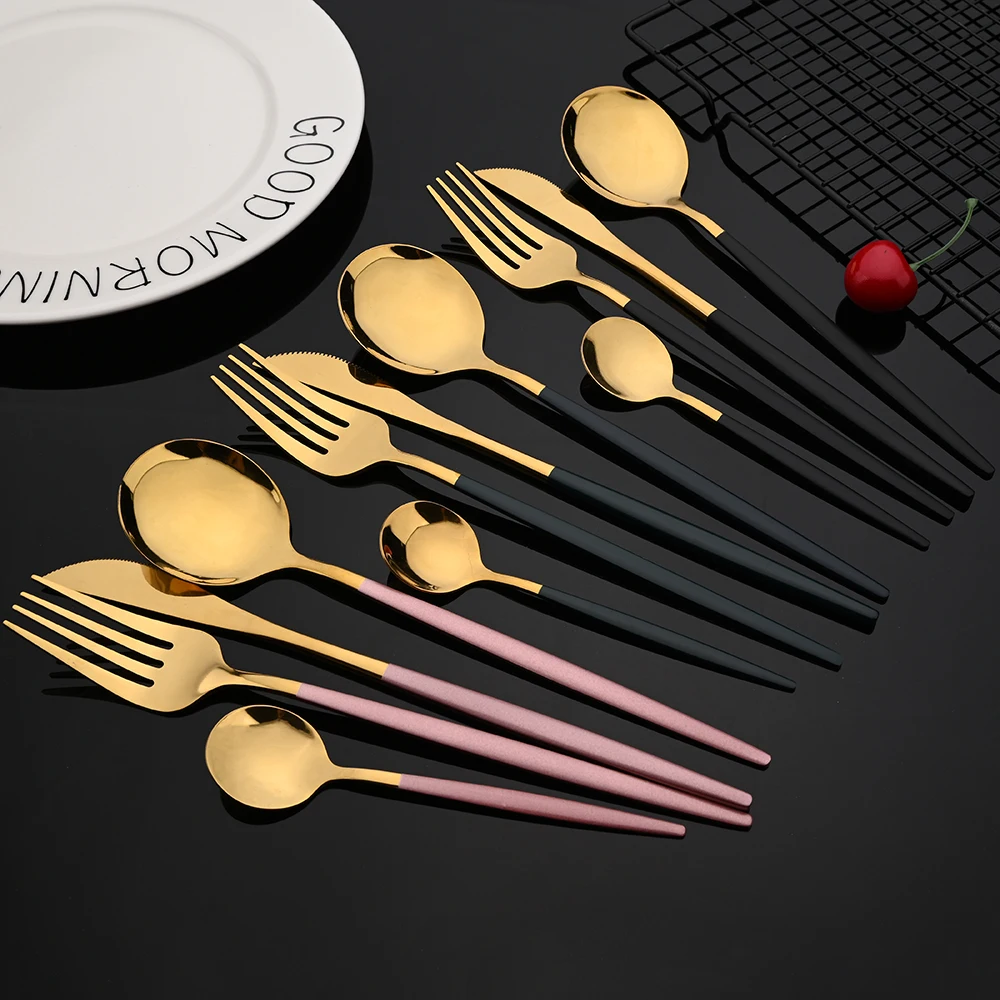 30-Piece Black Gold Cutlery Set 2