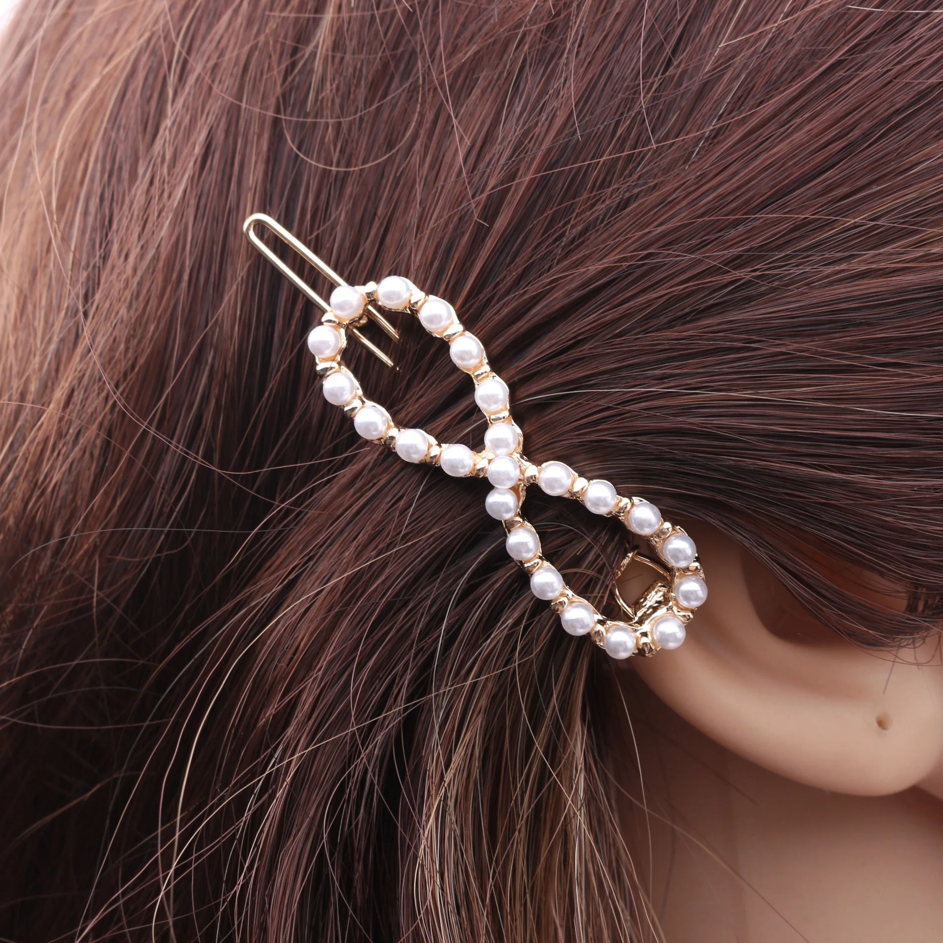 NewFashionPearlKnotHairpinsforWomenCapitalKISSHollowBowknot