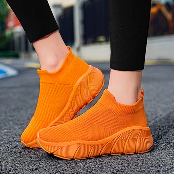 Fashion Platform Sports Shoes Men Orange High Top Knit Casual Sneakers Women Lightweight Breathable Slip-on Men's Running Shoes - Image 2