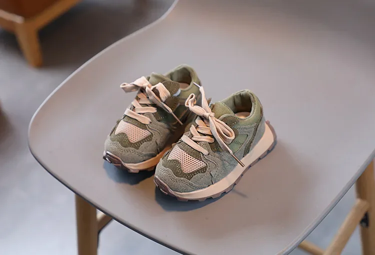 Description Picture 5 of item2024 New Children Shoes Casual Toddler Infant Kids Baby Boys Girls Breathable Sport Running Shoes Sneakers Soft Children's Shoes