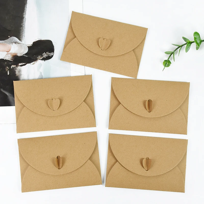 10pcs Kraft Paper Envelopes Love Heart Buckle Paper Invitations Gift Greeting Cards Wedding Birthday Christmas Cards