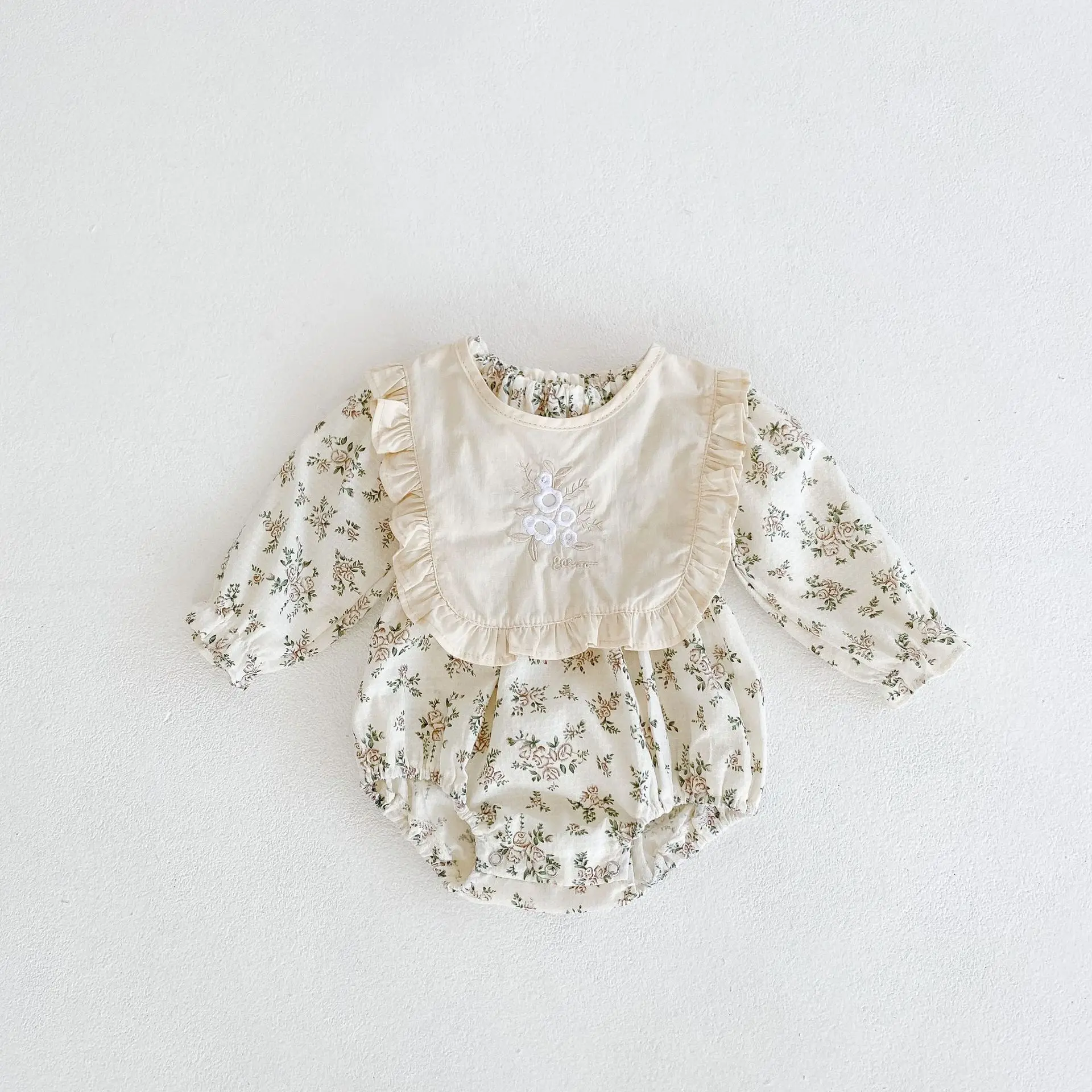 Hot sale 2022 autumn cute baby girl floral pleated bubble long sleeve romper cotton jumpsuit romper clothes Cotton baby suit Baby Rompers