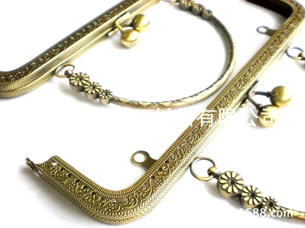 4PCS Metal Handbag Handle Frame Kiss Clasp Lock Handle Arch for DIY Purse Bag Fashion New Fashion DIY Craft 18CM 20CM
