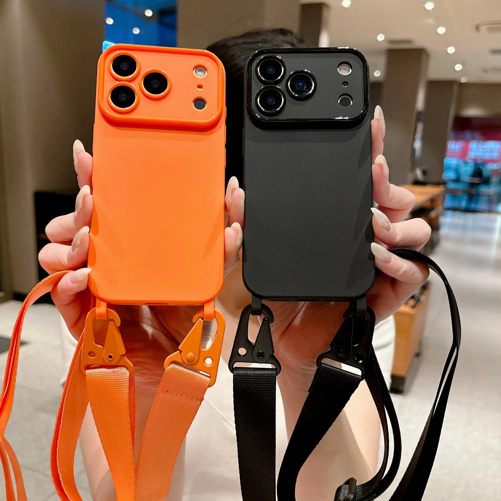 Versatile Silicone Crossbody Phone Case with Adjustable Lanyard Strap