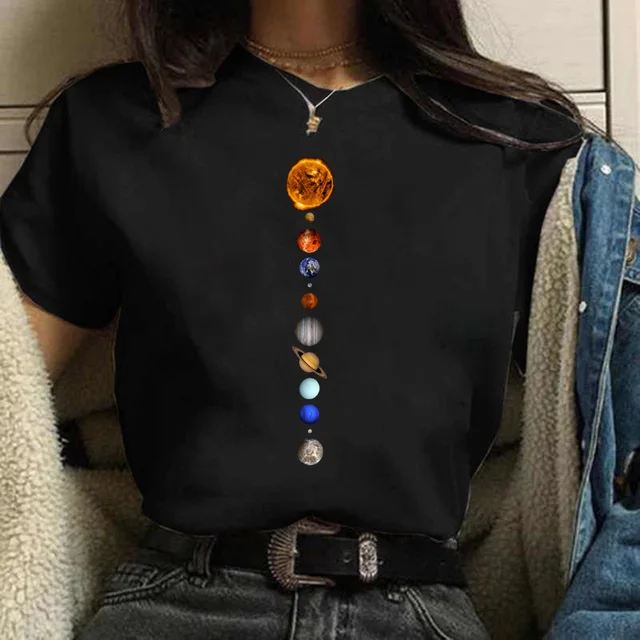 Camiseta con estampado de planetas del universo para mujer, remera con gráfico Kawaii de estética para mujer, camisetas Retro negras, ropa para mujer 2023 1