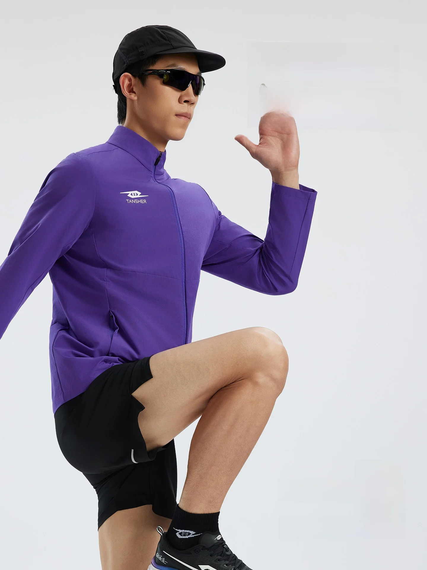 남성용 스포티 윈드브레이커 자켓 통기성 야외 러닝 사이클링 트레이닝 코트 방풍 경량 지퍼 클로저 긴팔