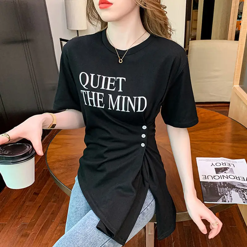 

Round Neck Irregular Short Sleeve Women's T-shirt 2023 Summer New Split Folds Button Letter Printed Casual Fashion Tops