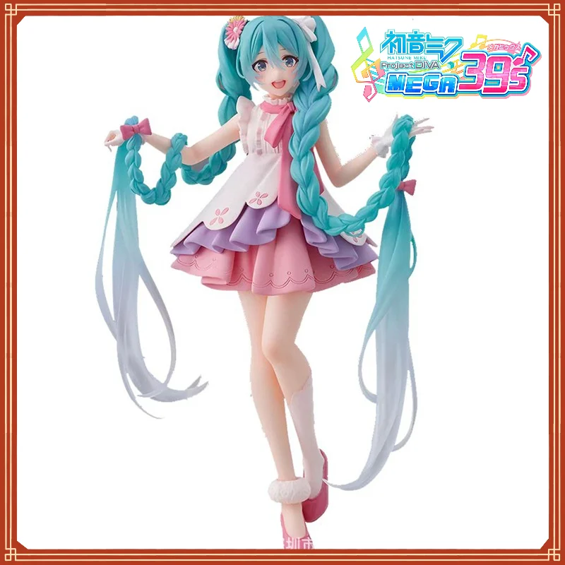 

2023 New 20cm Cherry Blossom Hatsune Jingpin Miku Hatsune Miku Office Model Ornament Collection Statue Girl Gift Christmas Gift