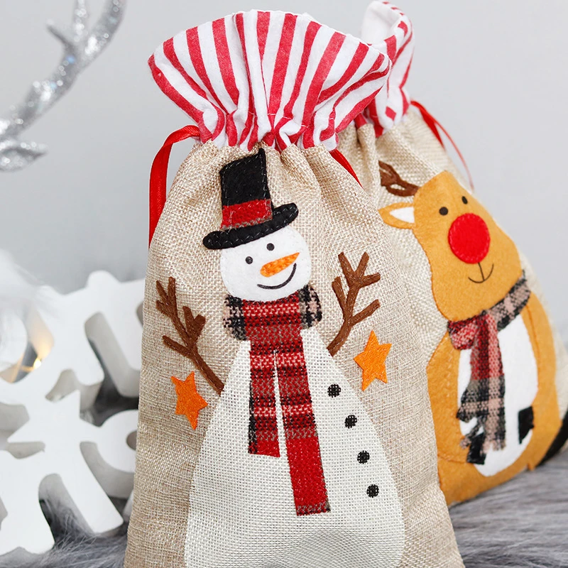Фото Подарочные пакеты на шнурке Merry Christmas, Классическая Сумка-тоут в полоску с рисунком Санта-Клауса, лося, снеговика, конфеты, Упаковка для подарков №2