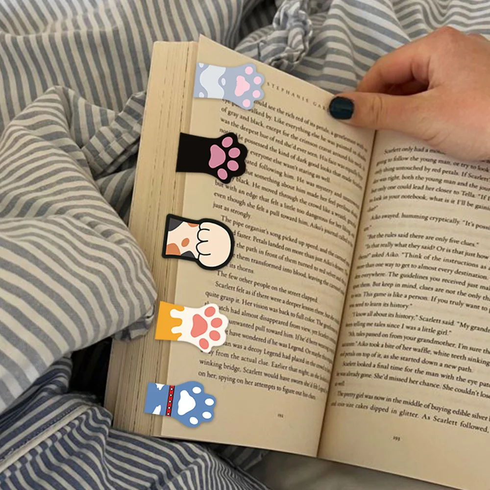 Cat Paws Shaped Magnetic Bookmarks 5Pcs/Set For Students And Book Lovers