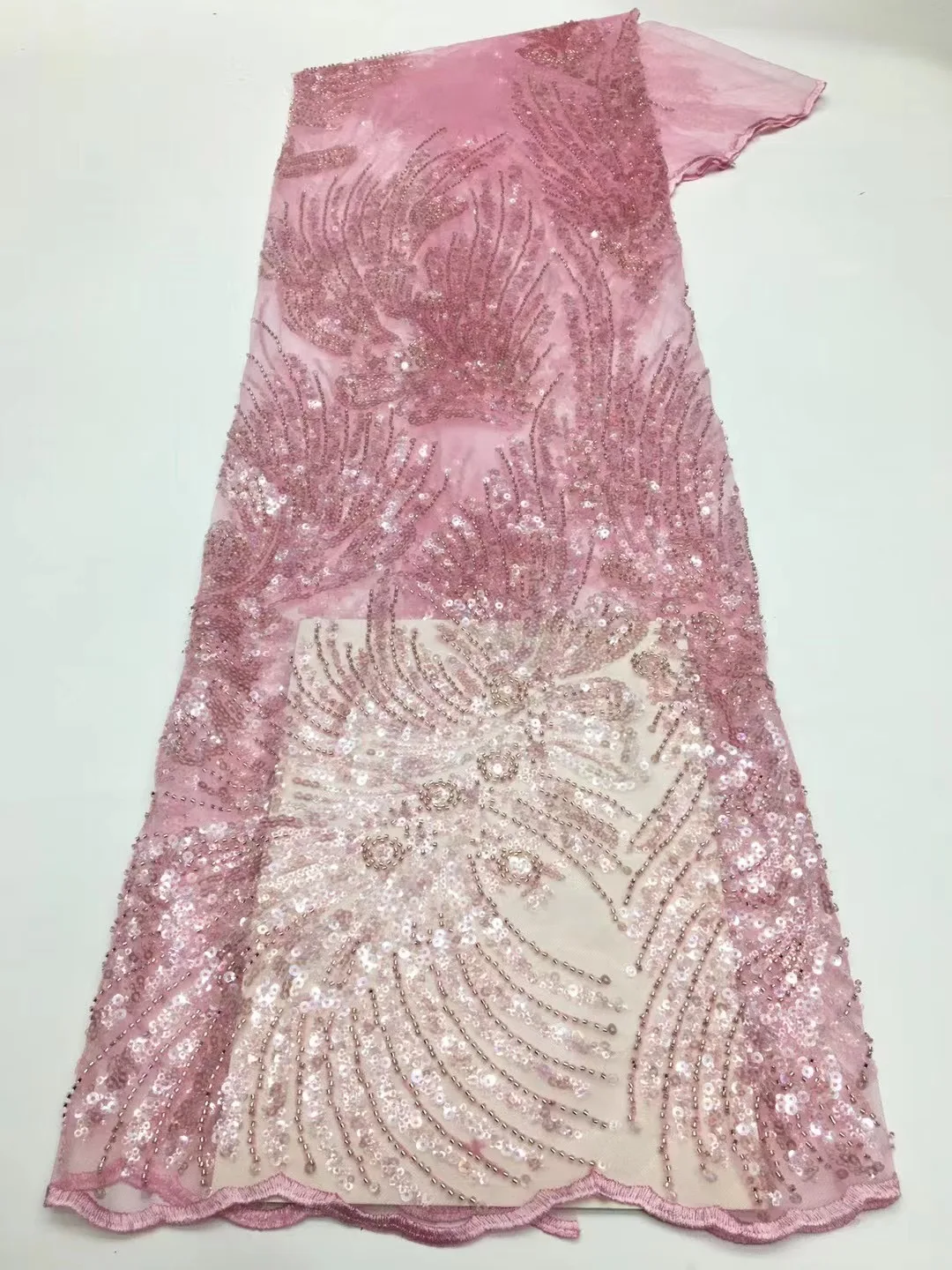 

Luxury African Sequins Lace Fabric 2023 High Quality Embroidery Handmade Sequence Beaded Lace Fabric for Bridal Material VXX5617