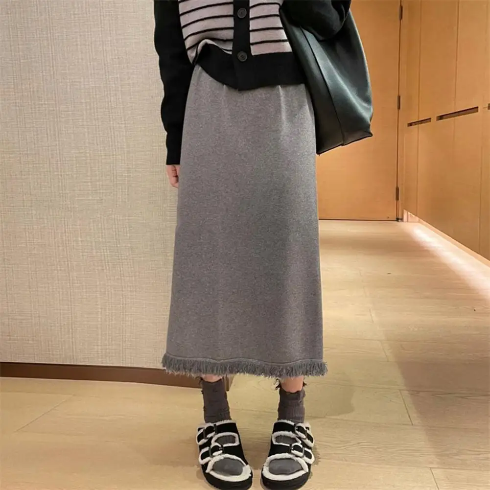 

Thick Solid Color Skirt High Waist Fringed Hem Knitted Midi Skirt for Women Warm Slim Fit Winter Sheath Skirt with Split