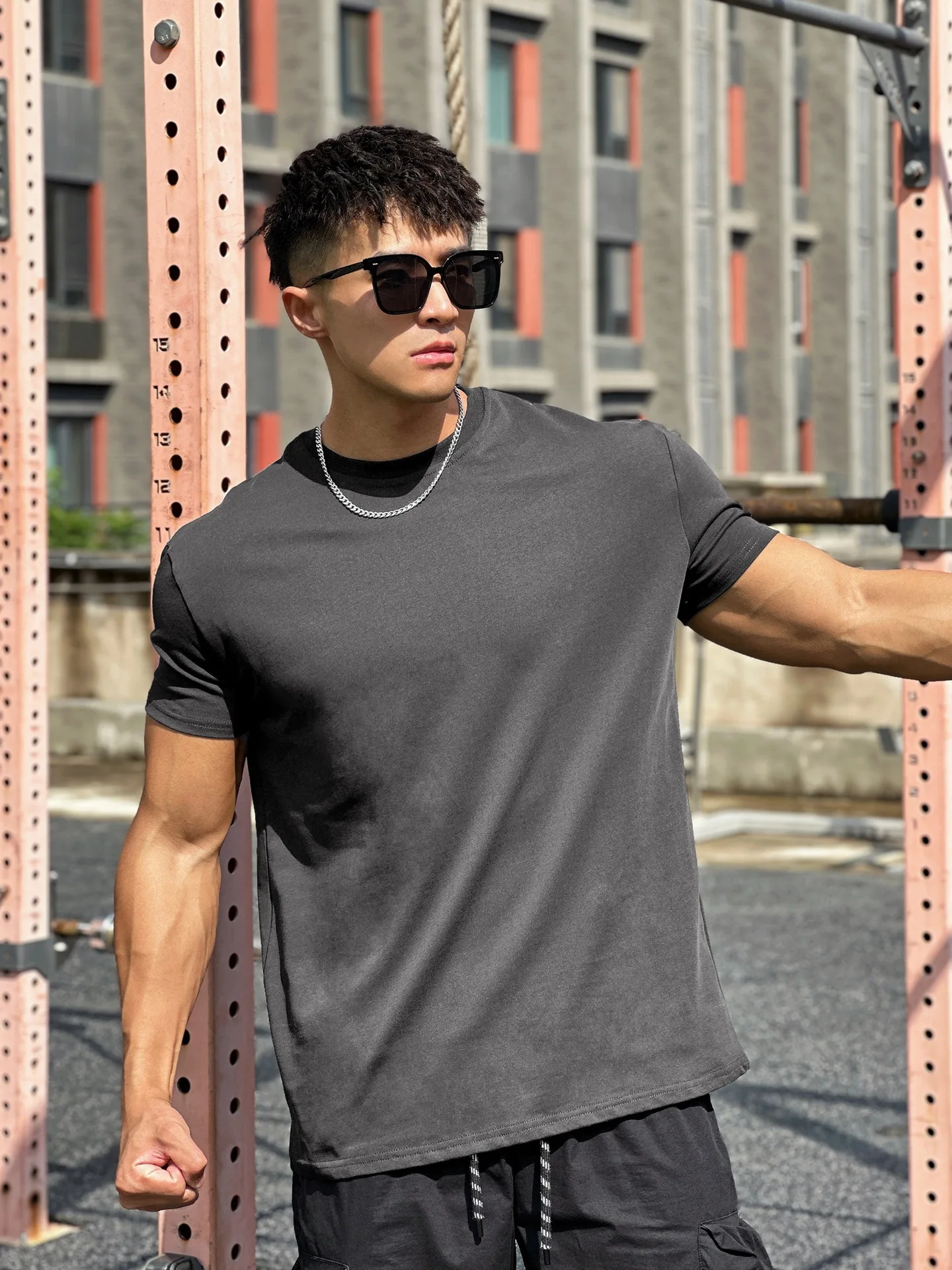 Round Collar T-Shirt Image 2