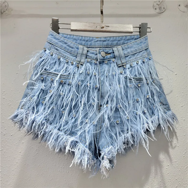 Fashion 2024 Summer New Denim Short Pants Diamond Ostrich Feather Design Shorts Slim Fit Tassel Versatile Women's Denim Shorts