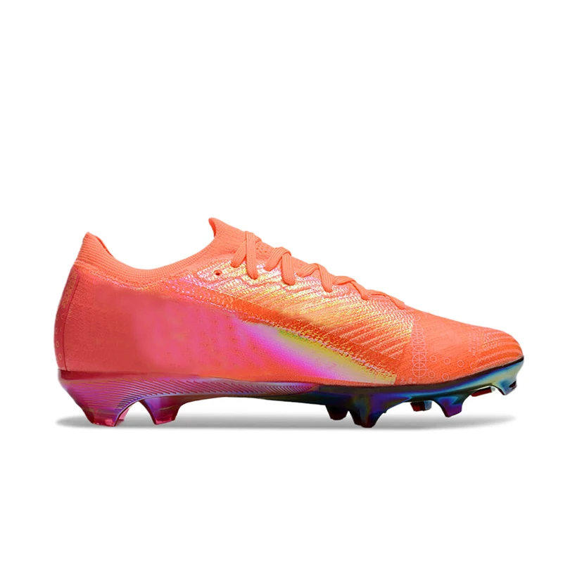 Men Soccer Shoes Breathable Non-Slip Comfortable Training Cleats Ultralight Outdoor Football Boots Grass