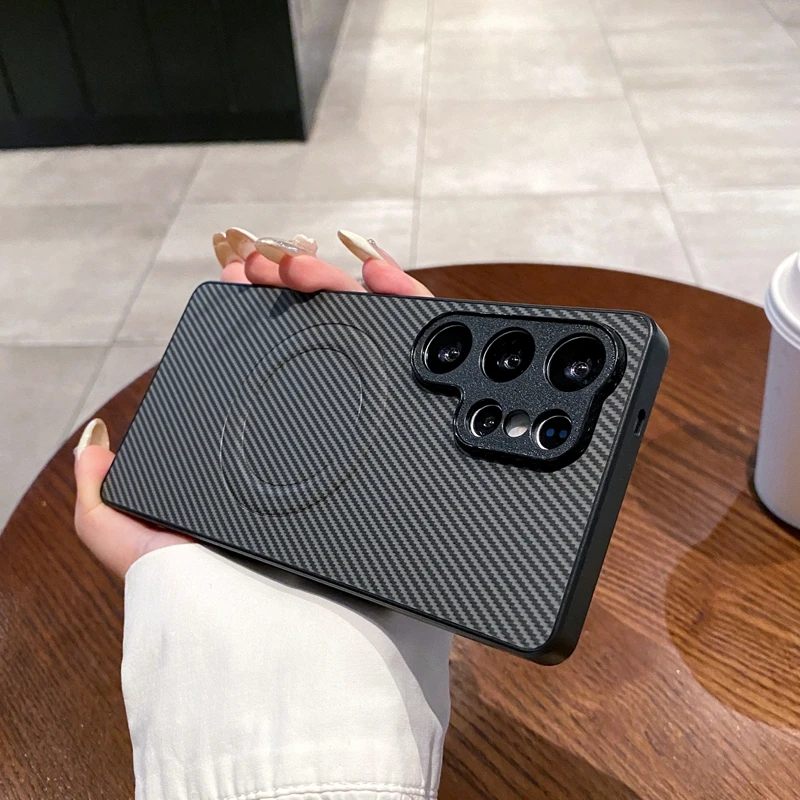 Magnetic Carbon Fiber Texture PU Leather Case with Mag-Safe Compatibility