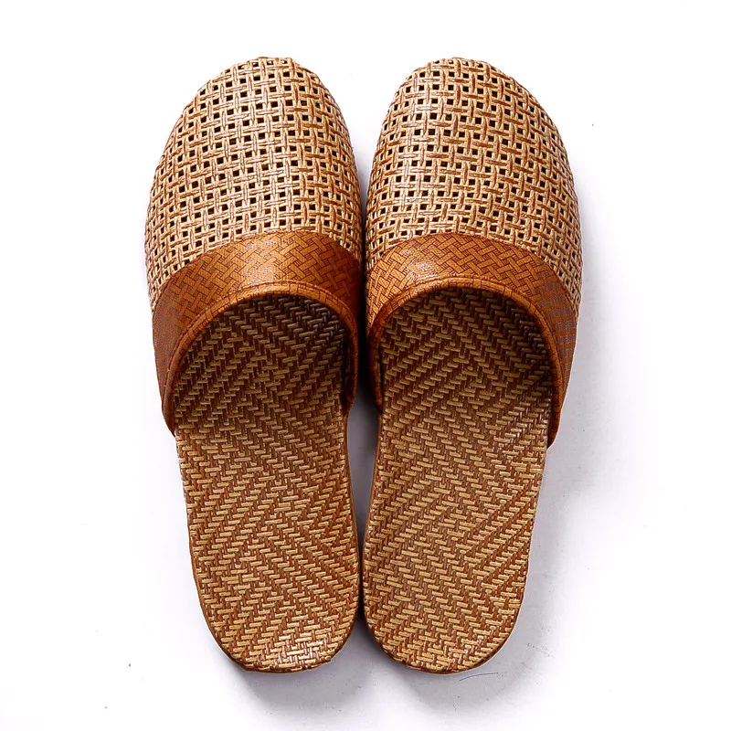 Men Anti-Slip Linen Slippers Rattan Grass Couple Comfortable Breathable Beach Sandals For Men Summer Home Indoor Slippers Shoes slippers sandals