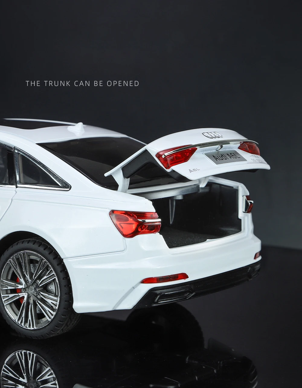 1:18 Audi A6 Limousine Alloy Die Cast Toy Car Model Sound And Light Pull Back Toy Collectibles