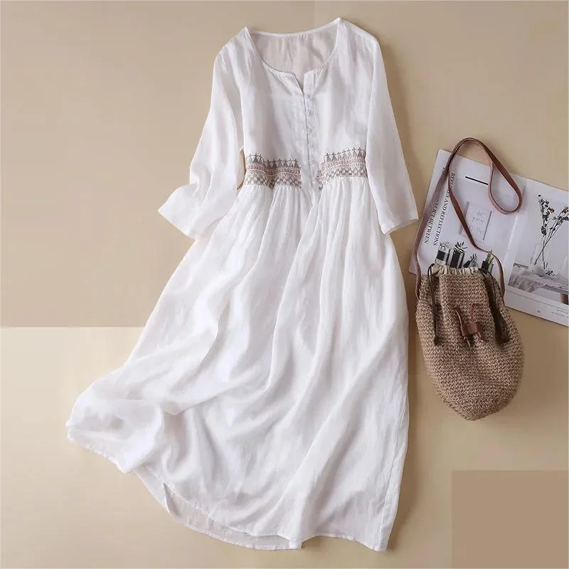 

New Spring Summer Ethnic Style Waist Slim Embroidery O-neck Dress Female Seaside Holiday Bohemian Dress Women
