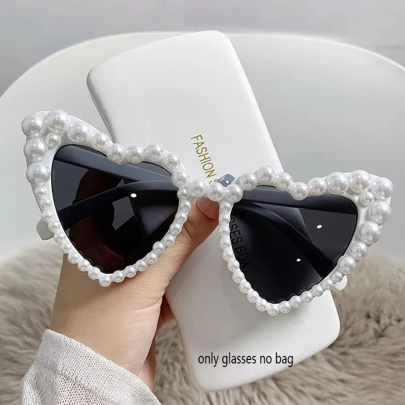 1/2 PCS Large frame dance party love heart inlaid pearl sunglasses for women beach peach heart sunglasses 5501