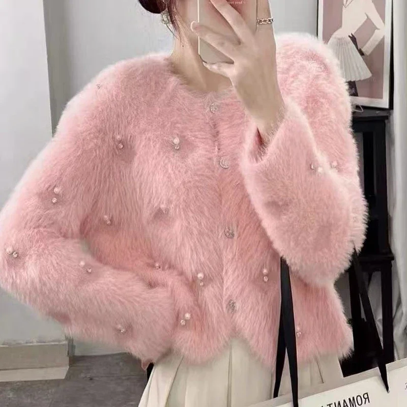 Autumn and Winter New Women's Round Neck Long-sleeved Cardigan Sweater Fashion Plush Beaded Single-breasted Solid Color Coat