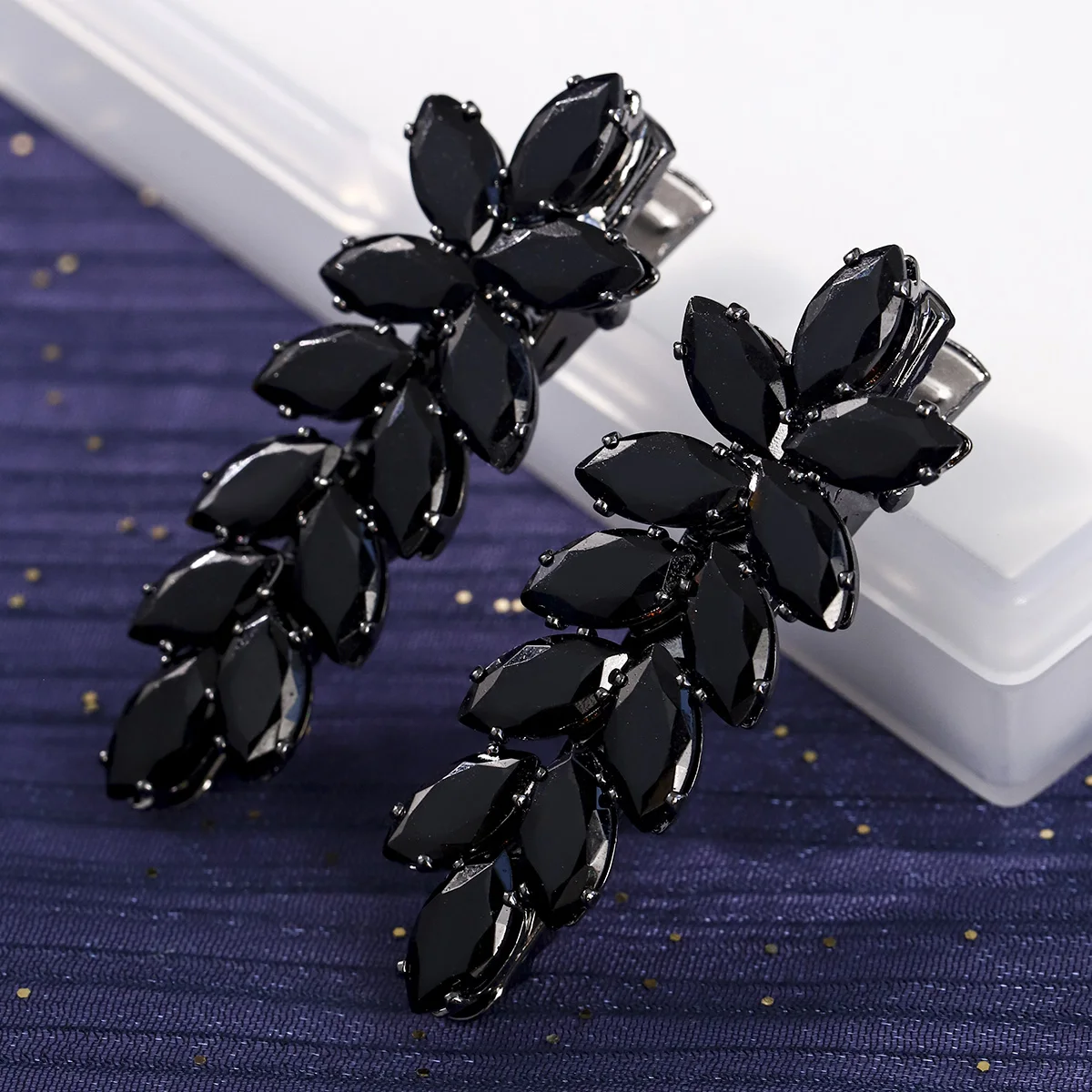 Zirkonia funkelnde Mode Haars pange klassische Blatt Haars pangen Prinzessin Legierung Haarnadeln Geburtstags geschenk für Mädchen Kopfschmuck Zubehör – Detail 12
