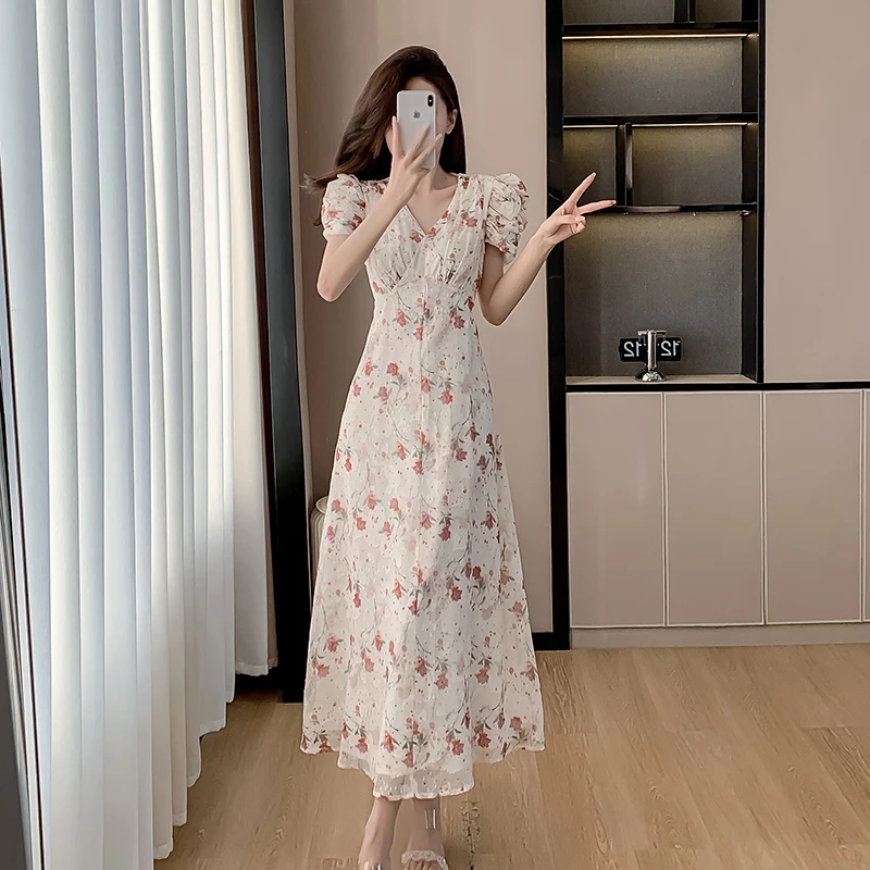 

Женское шифоновое платье-трапеция, длинное приталенное платье с цветочным принтом, V-образным вырезом и рукавами-фонариками, лето 2024