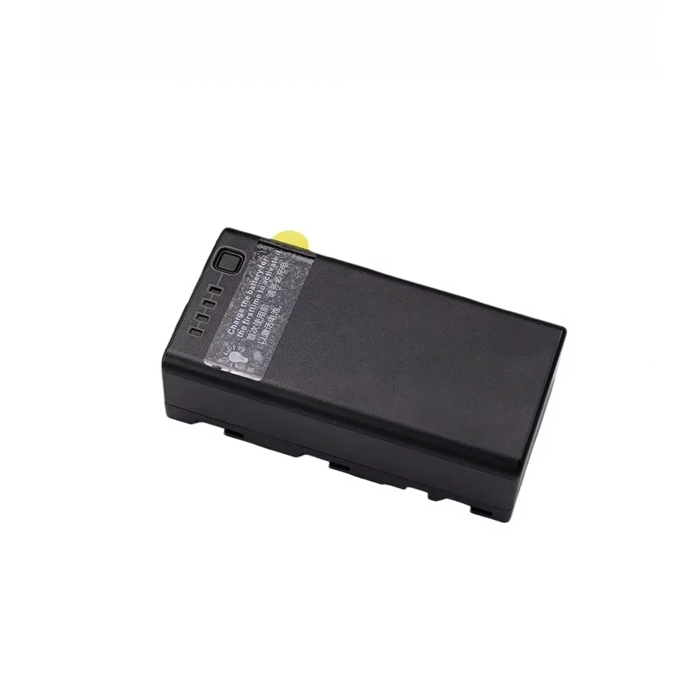 Deux batteries 4920mAh pour DJI RC Plus WB37 côte à côte, prêtes à l'emploi.