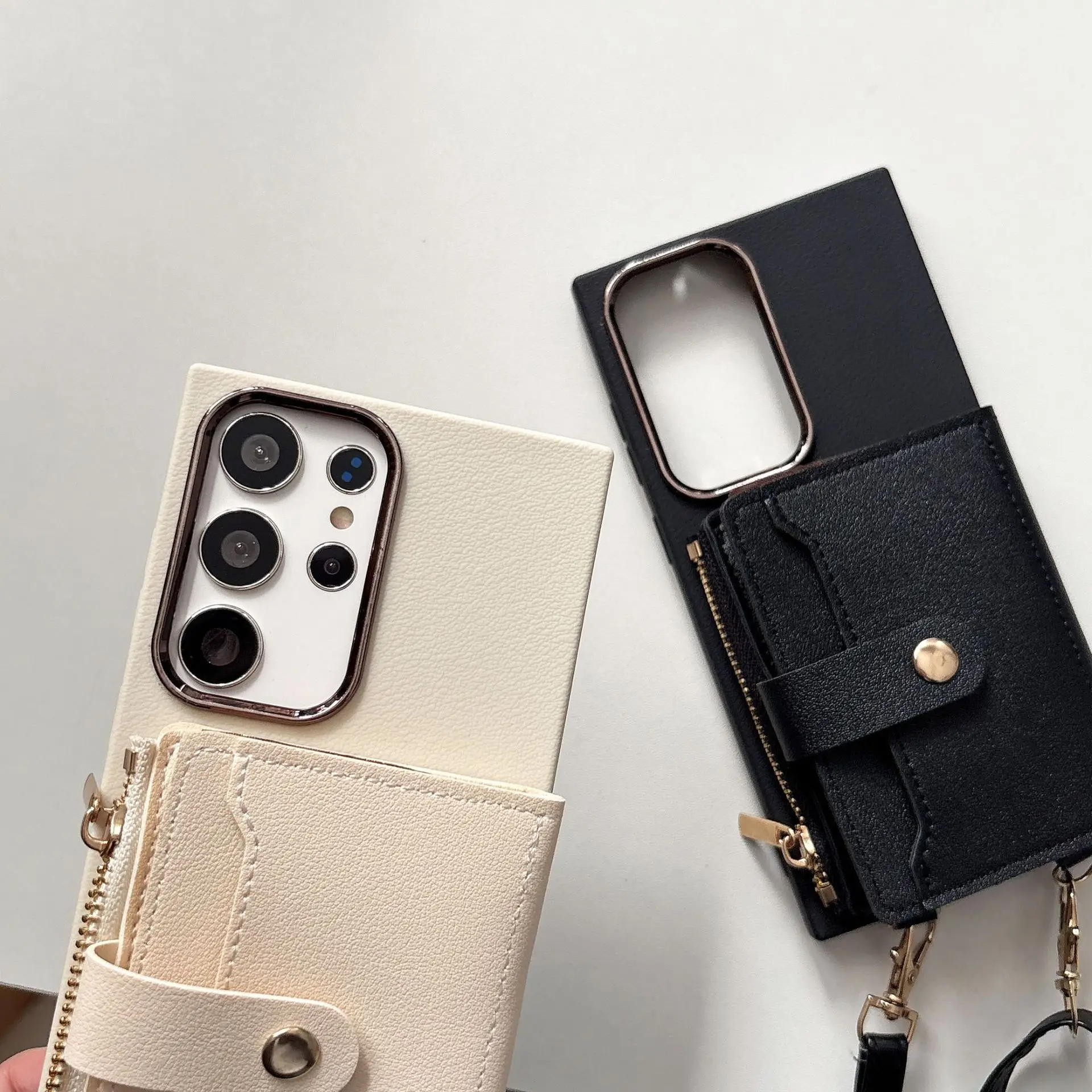 Leather Crossbody Wallet Lanyard with Card Slots and Zipper Bag Cover
